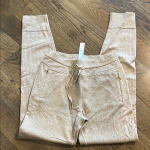 NWOT lululemon engineered warmth joggers